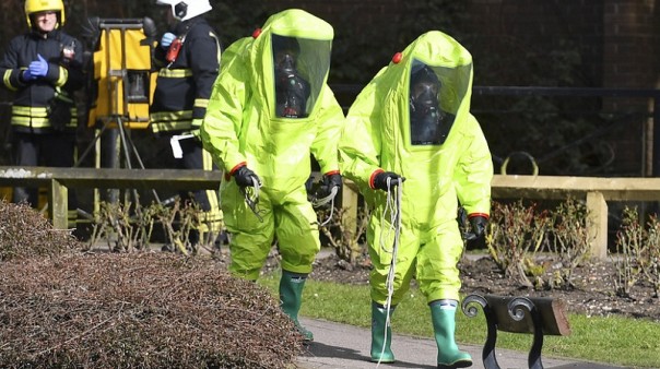 Британские спецслужбы идентифицировали подозреваемых в покушении на Скрипалей | Посольство РФ в Лондоне задает Форин-офису неудобные вопросы