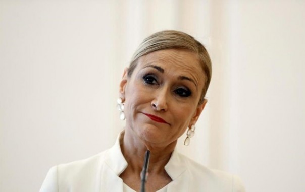 Глава Мадрида уволилась из-за кражи кремов из супермаркета