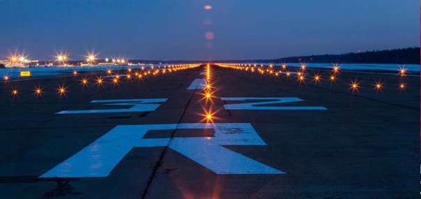 Аэропорт в Керчи возобновил работу после десятилетнего перерыва