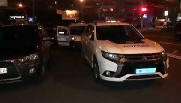 В Киеве взорвалась машина с военным журналистом