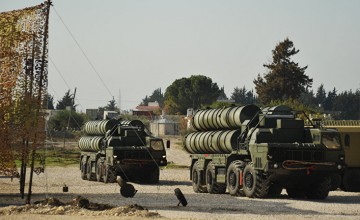 С-400 в Сирии в полной боеготовности, Су-24 ведут наблюдение за действиями ВМС США