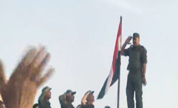 Невероятные кадры: Как боевики встретили российских военных и «Тигров» в городе-крепости исламистов - Думейре