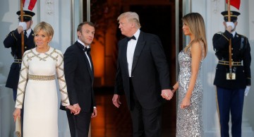 Москва и три богатыря: Трамп, "микрон" и канцлерин. Ростислав Ищенко