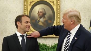 Макрона подписали отдуваться за США