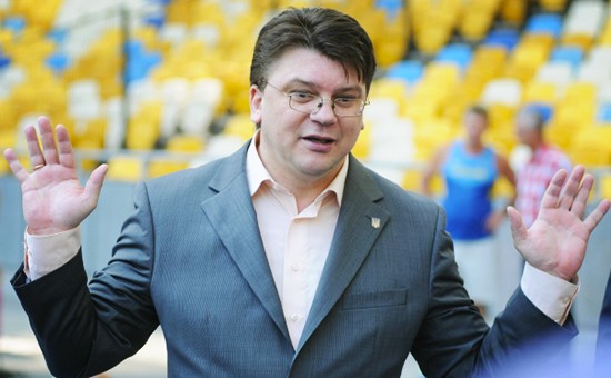 Министр спорта Украины Жданов угрожает уехавшим в Россию борцам