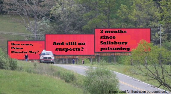 Российские дипломаты пошутили над Терезой Мэй мемом с тремя билбордами