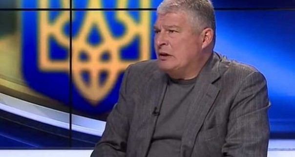 Украинский экс-министр назвал Гончарука "сознательным идиотом"