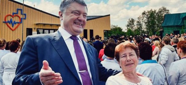 Порошенко капитулировал в день открытия Крымского моста