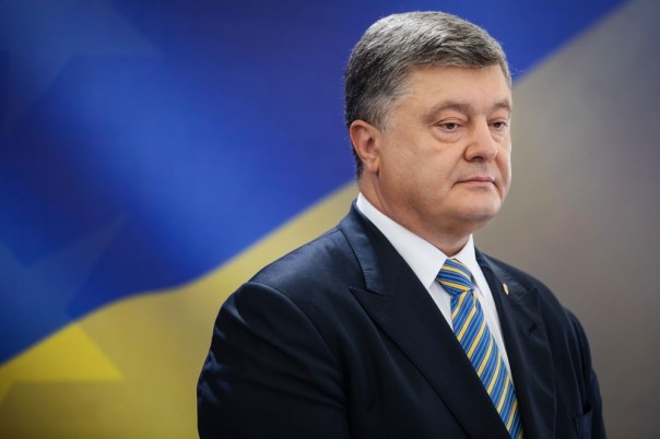 «Не может раскрыть и рта»: Порошенко окончательно потерял авторитет на Западе