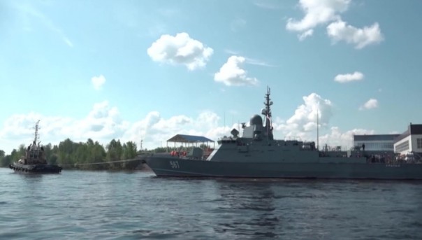 На Ладоге начались испытания малого ракетного корабля "Ураган"