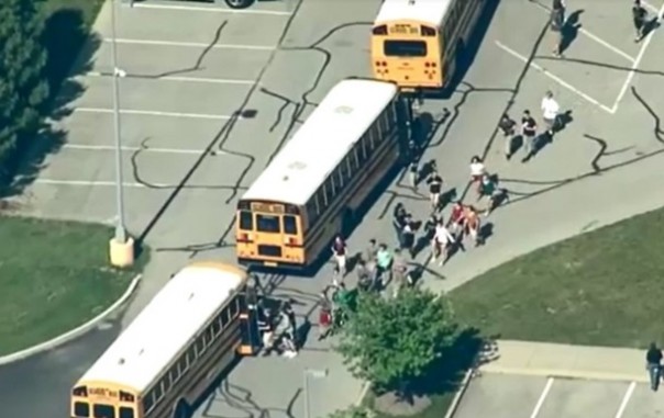 В школе США произошла стрельба, есть раненые