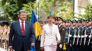 Братья навек: эстонский президент с командой десантировалась в Киеве. Андрей Бабицкий