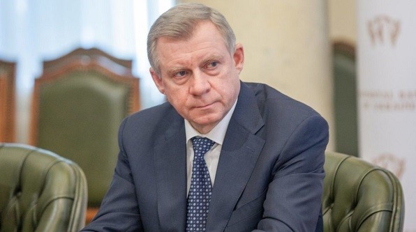 Оптимистический сценарий. Картина дегтем