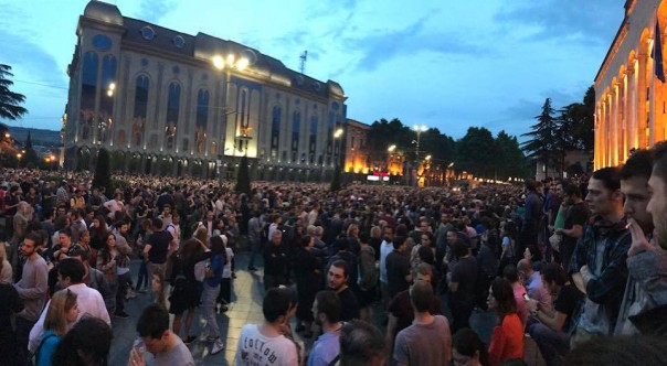 Премьер-министр и все правительство Грузии ушли в отставку