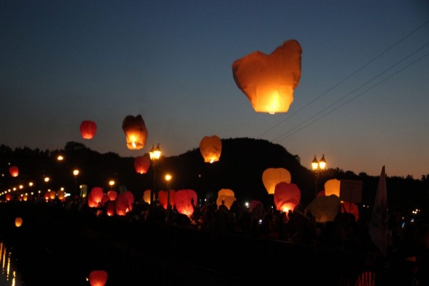 «Ангелы» – акция в Донбассе в память о погибших детях