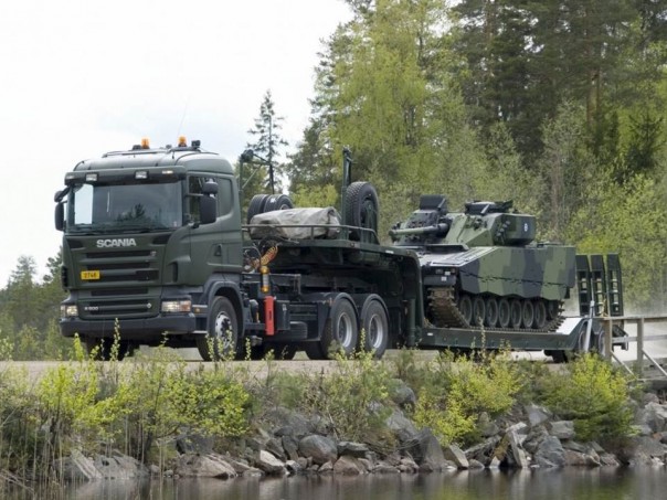 НАТО планирует увеличить численность сил реагирования и их вооружения