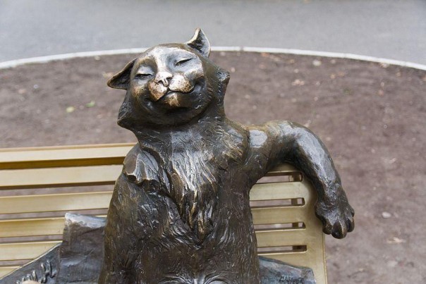 Йошкин кот раздвоился и стал крымчанином. Серьёзно