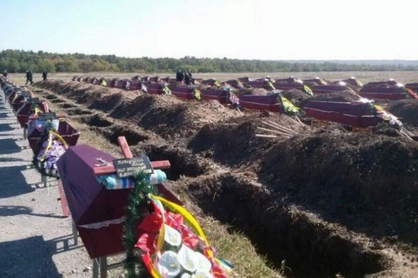 Мы вашего сына туда не посылали, он сам пошел, добровольно пошел…