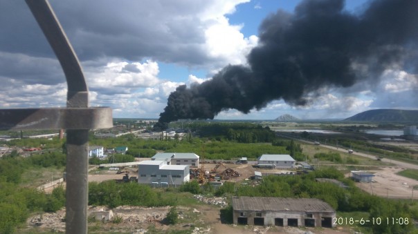 В Стерлитамаке на крупном заводе произошел пожар