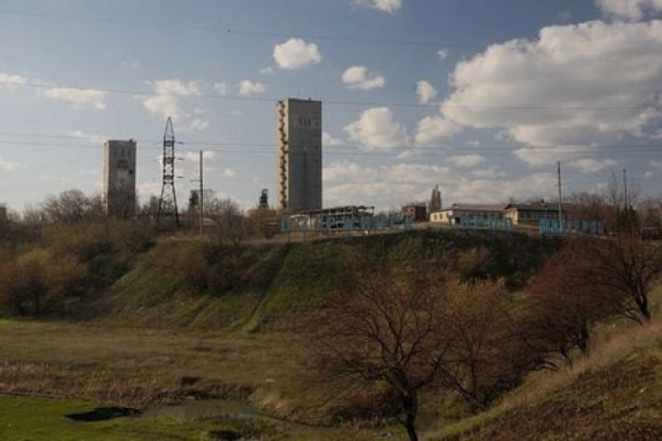 [Опровергнуто] Экологическая катастрофа в Донбассе: в Торецке разрушено хранилище фенольного завода