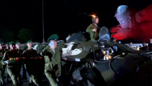 Брестская крепость: 77 лет назад здесь началась война. В России и Белоруссии прошла акция "Свеча памяти"