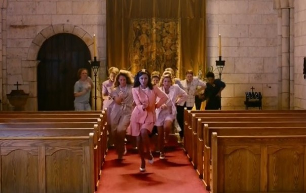 Тяпничный пост. Танцы из 300 фильмов соединили в одном видео