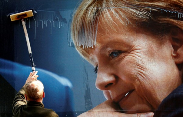 Более 40% жителей Германии выступили за отставку Меркель с поста канцлера