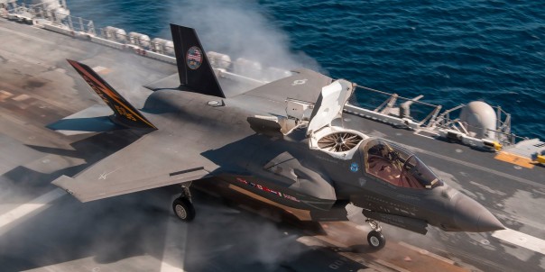 Негодная военная техника США: пожар на американском F-35B. Причины и последствия