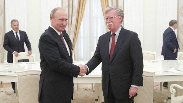 Советник Трампа рассказал, что обсуждал с Путиным