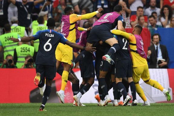 Сборная Франции обыграла Хорватию и стала чемпионом мира по футболу