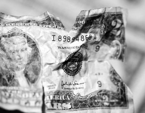 Центробанк снижает зависимость россиян от доллара