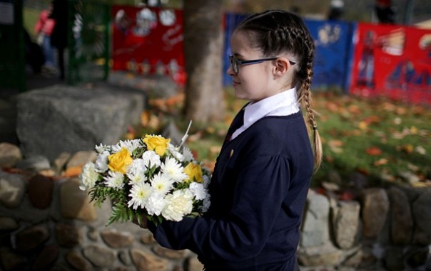 В школах Британии девочкам запрещают носить юбки из-за прав трансгендеров