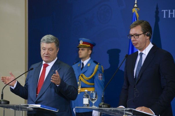 Петру сорвало тормоза: президент Сербии поймал Порошенко на лжи