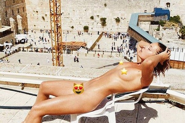 Бельгийская модель снялась голой у Стены Плача