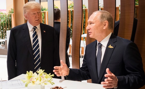Трамп прогибается под Россию? Паника западных политиков в красках