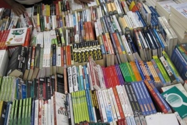 Киевского бизнесмена оштрафовали за распространение книг на русском