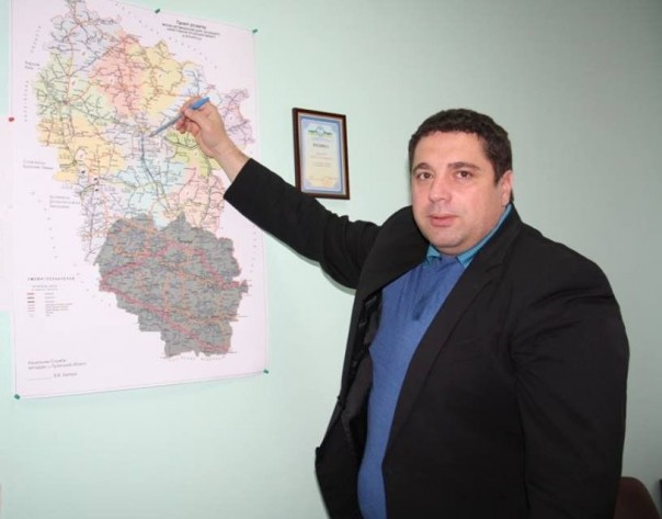 Автослесарь поставлен смотрящим за харьковскими политиками