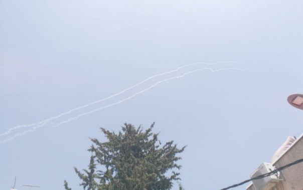 Выпустили две ракеты. Израиль сбил самолёт ВВС Сирии