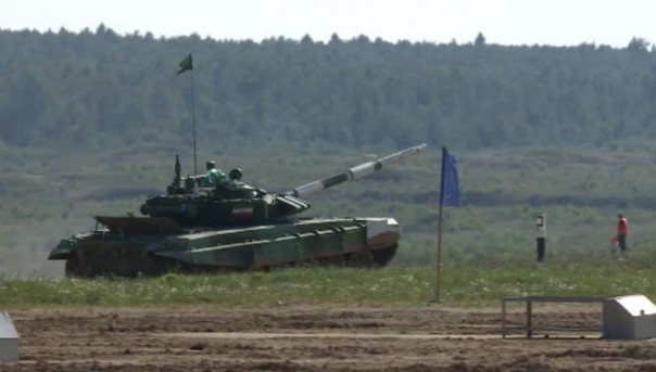 Российская команда по танковому биатлону лидирует на Армейских международных играх