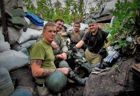 Страх потерь тормозит Украину, а мы за Родину готовы стоять до последнего. Подборка видео из Новороссии. 16.08.2018