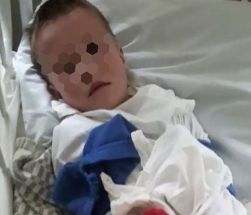 Убегал и просил есть. На Сахалине медсёстры связали ребёнка колготками