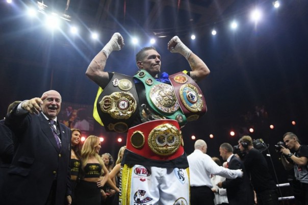 Боксер Усик отказался от звания "Герой Украины"