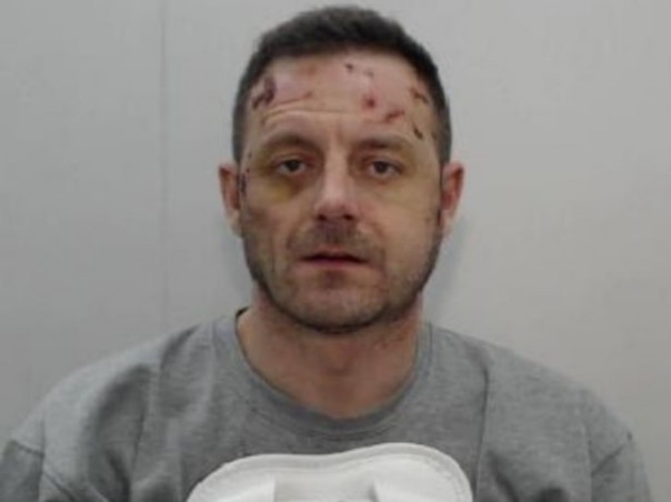 Драка, резня, убийство, падение из окна на авто — так закончилось одно свидание