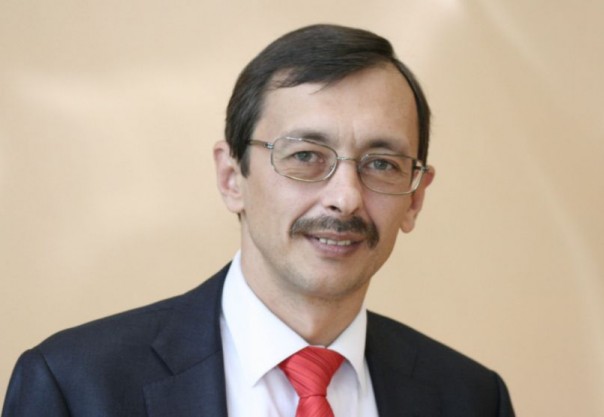 В Тверской области чиновник обматерил жителей на торжественном открытии фонаря