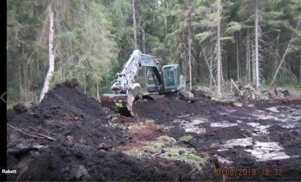 Как в воду канула. Выпущенная испанским истребителем ракета все еще не найдена