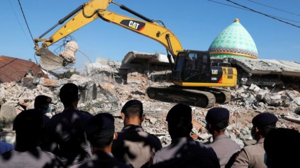 В Индонезии 436 человек погибли в результате землетрясения, которое произошло в начале августа.