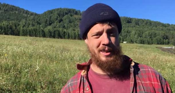 Семью "веселого молочника" Уолкера пока не выдворяют из России, рассказал источник