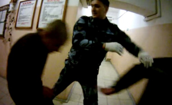 Появилось новое видео издевательств над осужденными в ярославской колонии