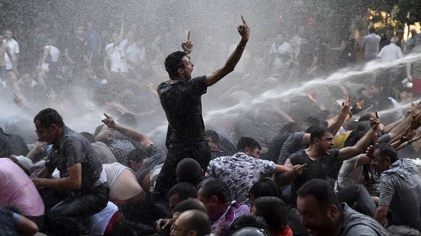 «Хирургические вмешательства»: Националисты расшатывают ситуацию в Армении