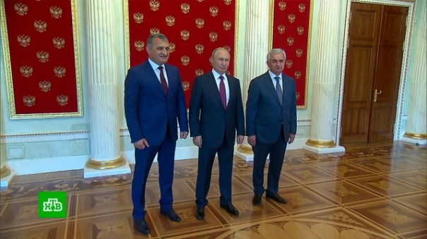 10-летие независимости: Россия отстояла Абхазию и Южную Осетию